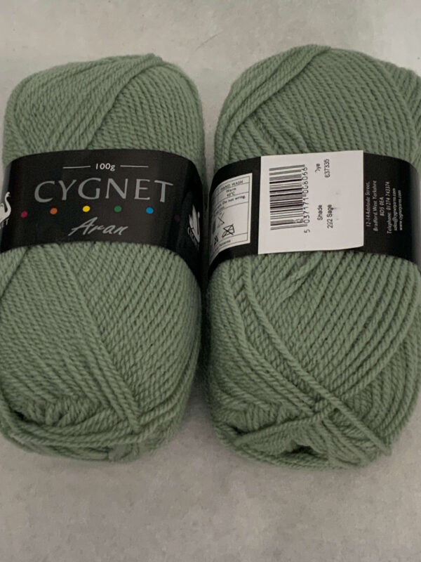 Cygnet on sale aran yarn